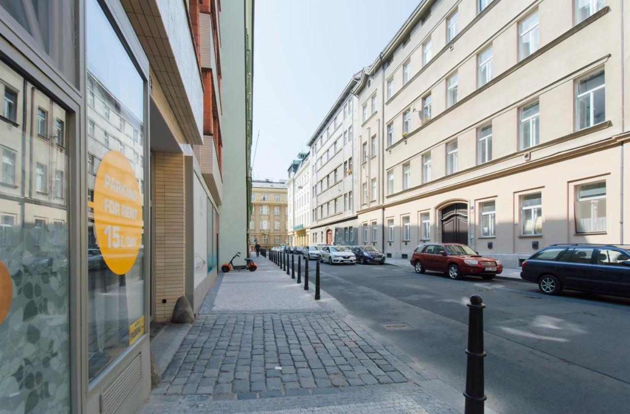 Apartment U Pujcovny 6 Praga Esterno foto
