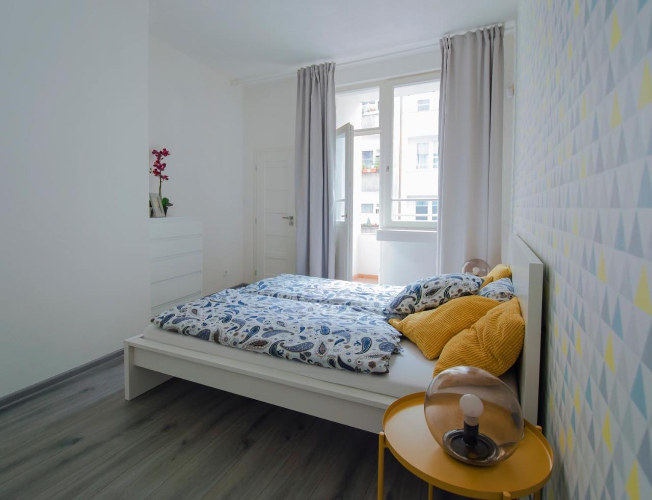 Apartment U Pujcovny 6 Praga Esterno foto